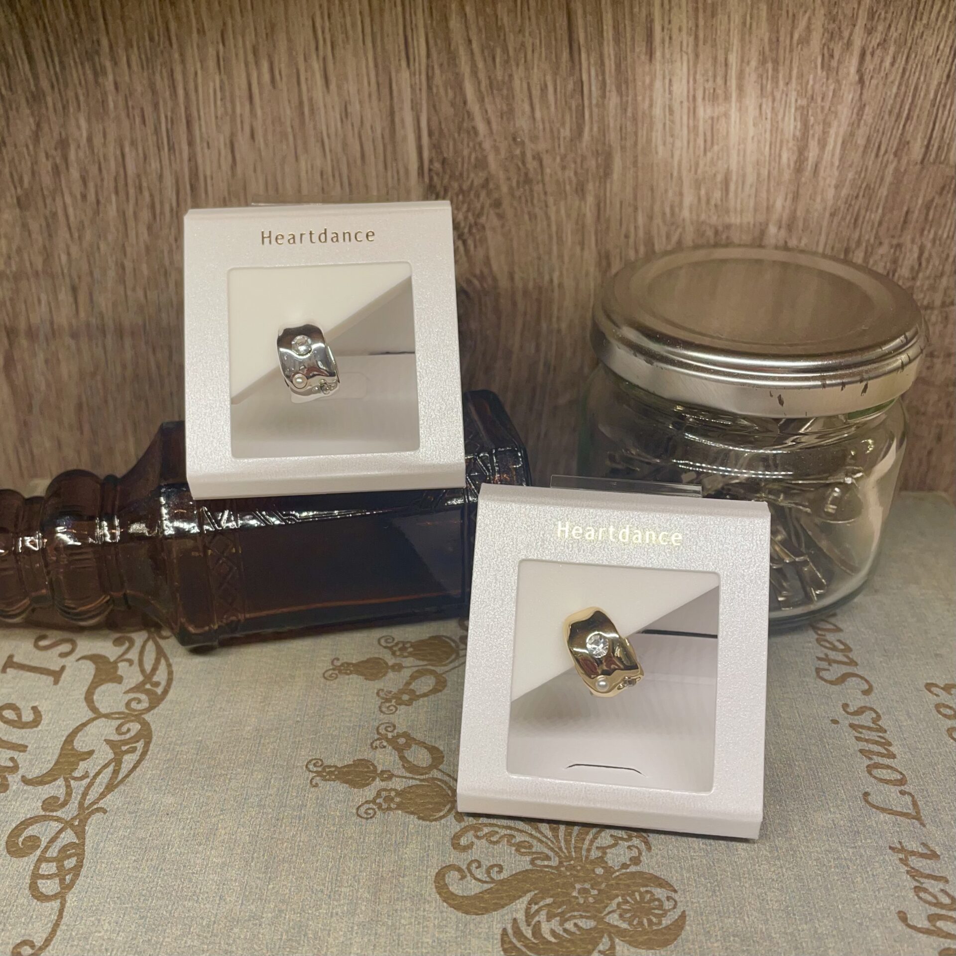 新作⭐︎メタルイヤカフ